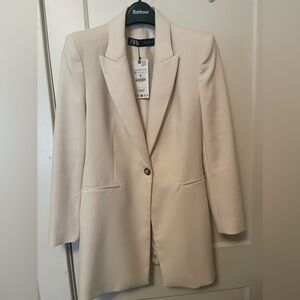 Zara Long fitted blazer brand new size M cream color